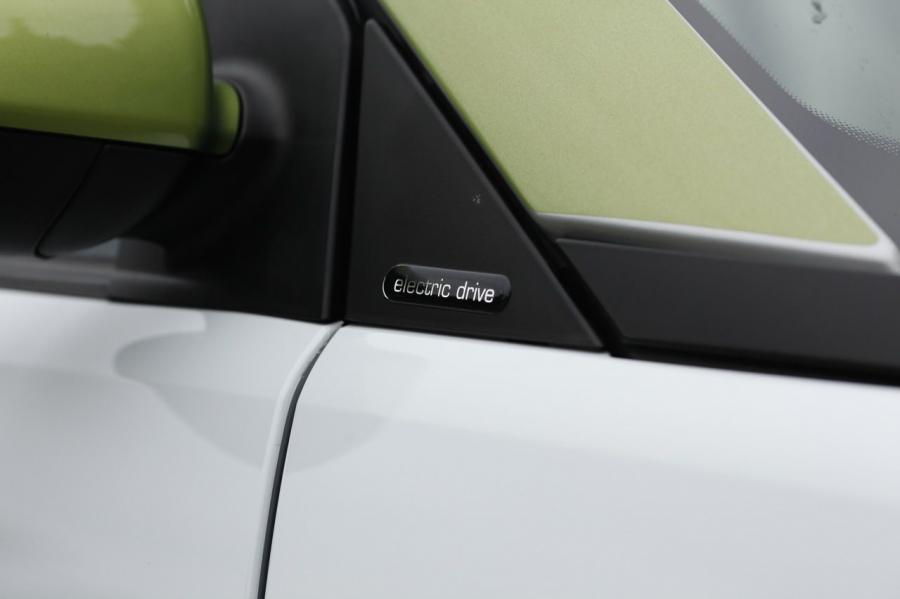 Детали экстерьера Smart ForTwo Electric Drive Coupe (C451) 2011 года  (фото 33 из 44)